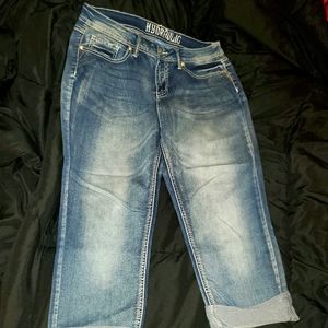Hydraulic Denim Capris